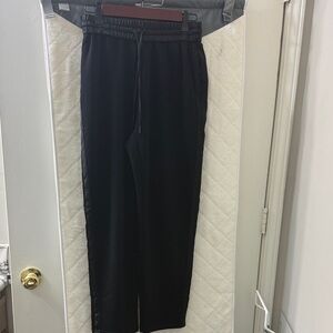 Women’s Black sweatpants